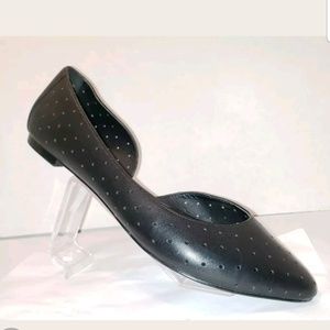 Crown flat perforated leather shoe 9.5